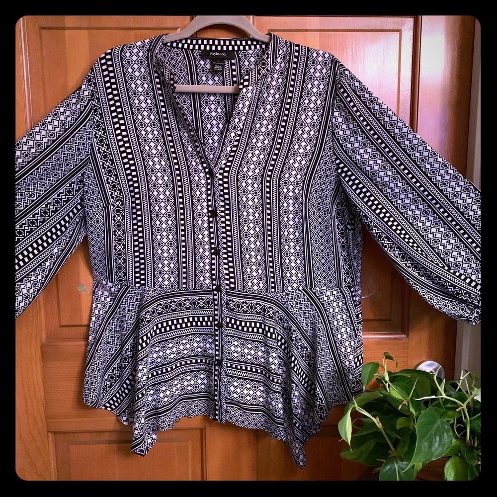 Style & Co. stylish Top Size L - Picture 3 of 5